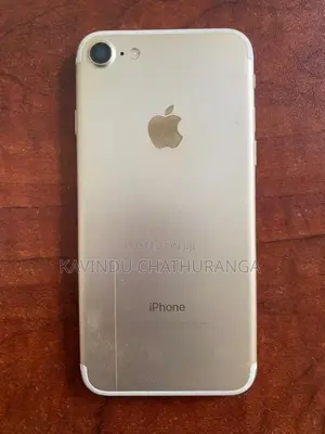 Apple iPhone 7 (Used)
