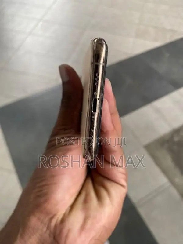 Apple iPhone 11 Pro (Used)