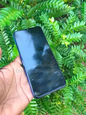 Vivo V20 Pro 64GB (Used)