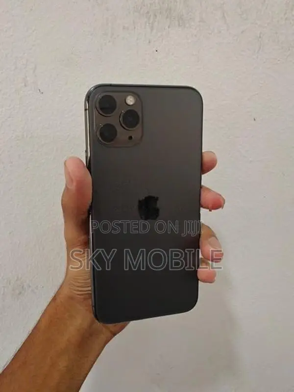 Apple iPhone 11 Pro (Used)