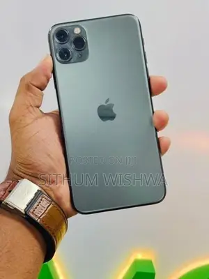 Apple iPhone 11 Pro Max 256GB (Used)