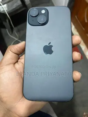 Apple iPhone 15 (Used)