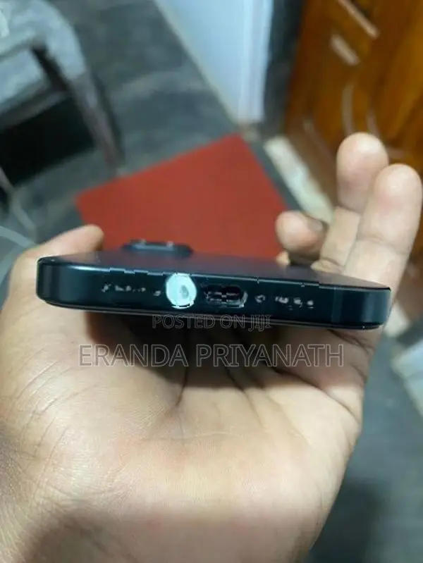 Apple iPhone 15 (Used)