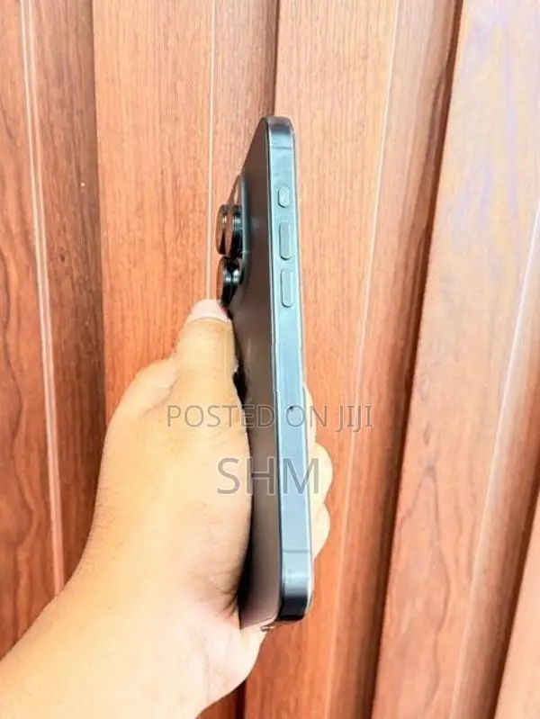 Apple iPhone 15 Pro 128GB (Used)