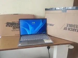 ASUS Vivobook 15