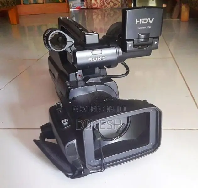 C 1000 Sony Camera එක