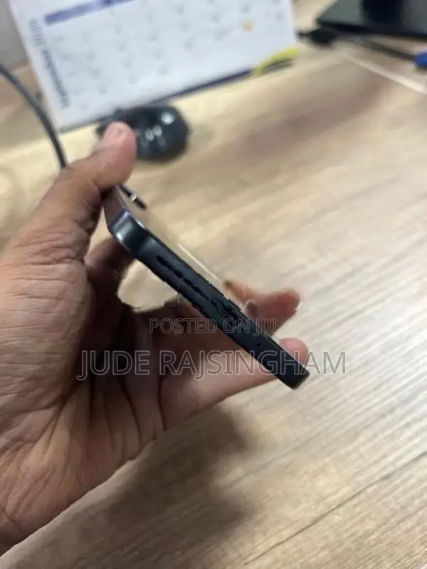 Samsung Galaxy A17 (Brand New)