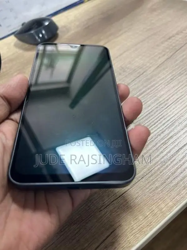 Samsung Galaxy A17 (Brand New)