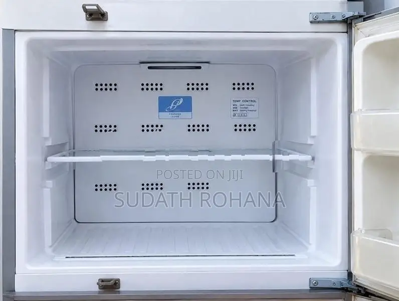 Hitachi Two Door Refrigerator 240 L