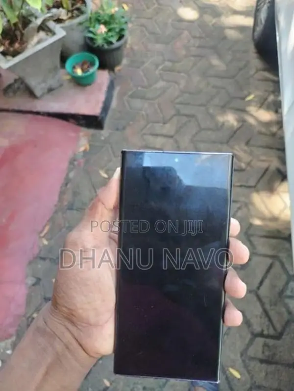 Samsung Galaxy S23 Ultra (Used)
