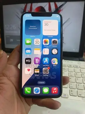 Apple iPhone XS (Used)
