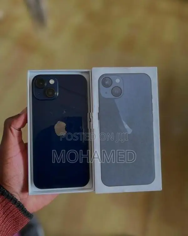 Apple iPhone 13 (Used)