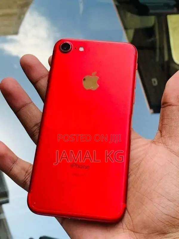 Apple iPhone 7 (Used)