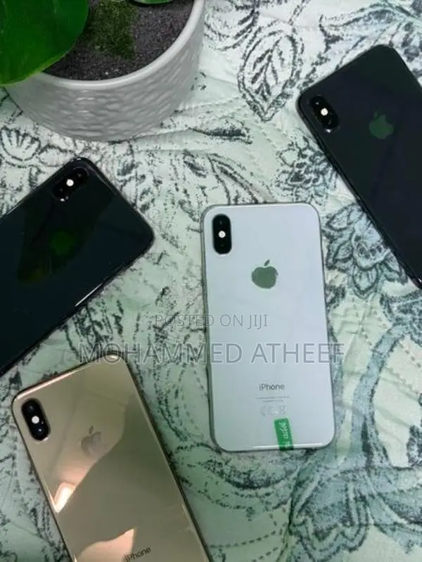 Apple iPhone XS (Used)