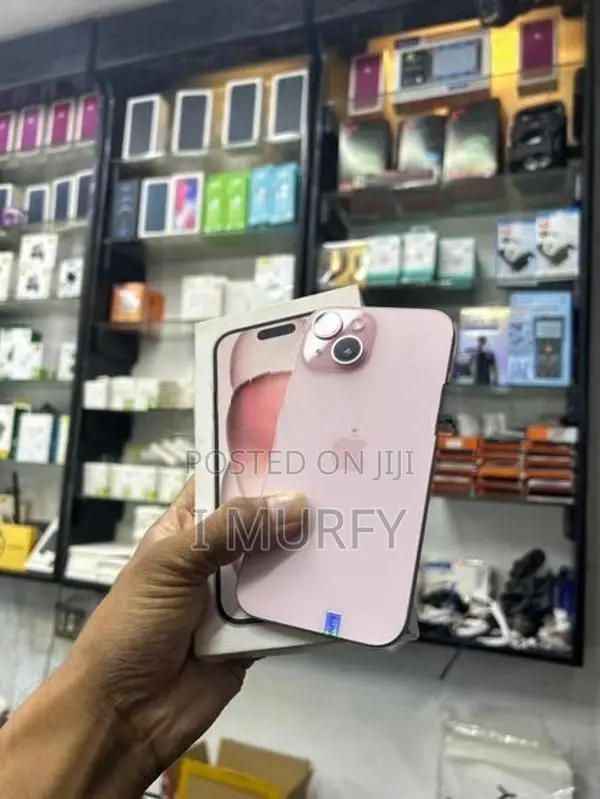 Apple iPhone 15 256GB (Used)