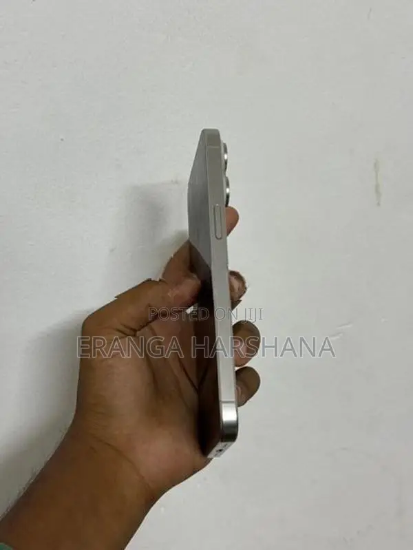 Apple iPhone 15 Pro Max 512GB (Used)