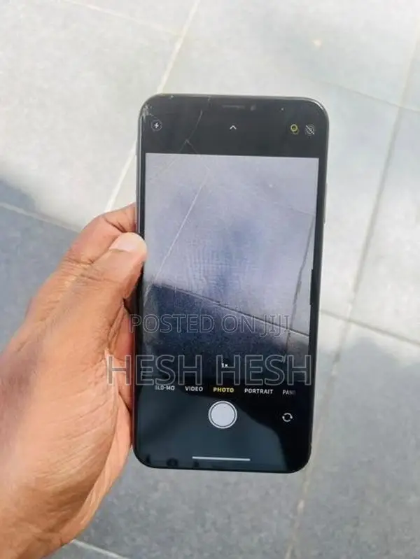 Apple iPhone XS Max (Used)