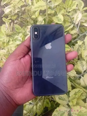 Apple iPhone XS (Used)