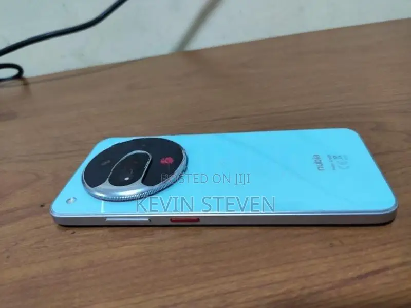 ZTE nubia (Used)