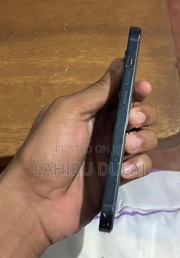 Apple iPhone 14 (Used)