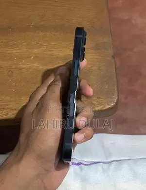 Apple iPhone 14 (Used)