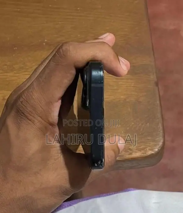 Apple iPhone 14 (Used)