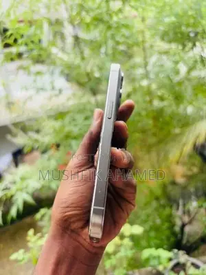 Apple iPhone 15 Pro (Used)