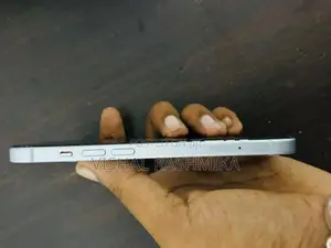 Apple iPhone 15 128GB (Used)