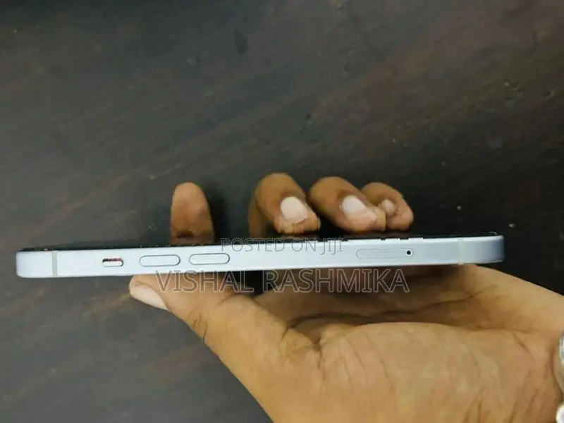 Apple iPhone 15 128GB (Used)