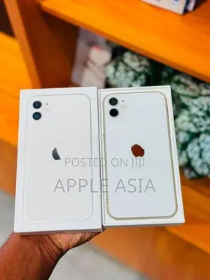Apple iPhone 11 64GB (Used)