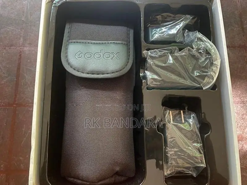 Godox V850 iii Flashgun (Brand New