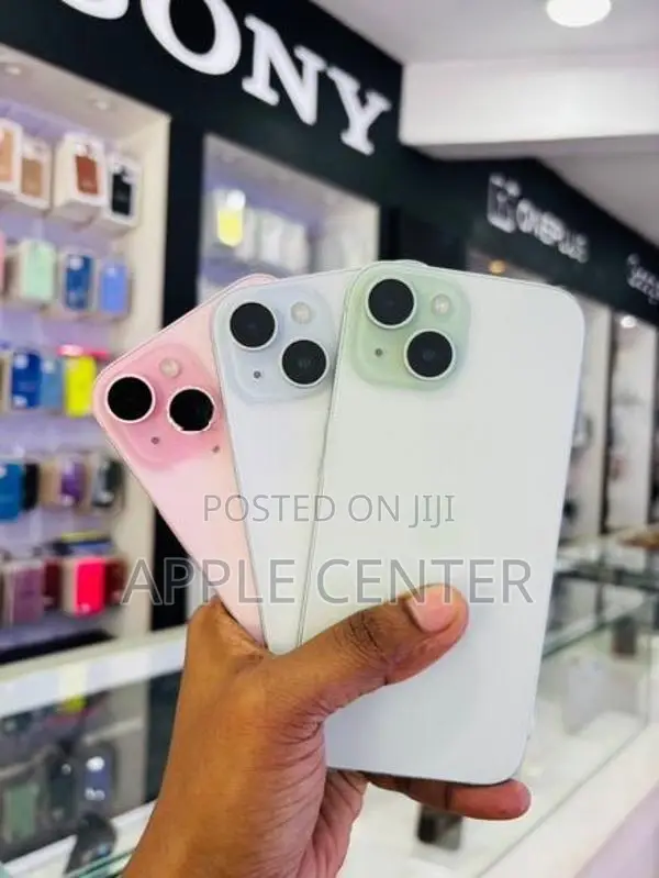 Apple iPhone 15 (Used)