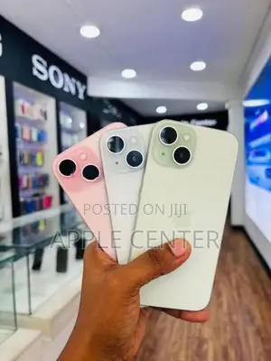 Apple iPhone 15 (Used)