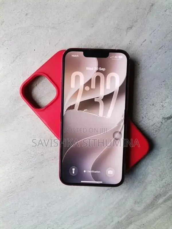 Apple iPhone 13 (Used)