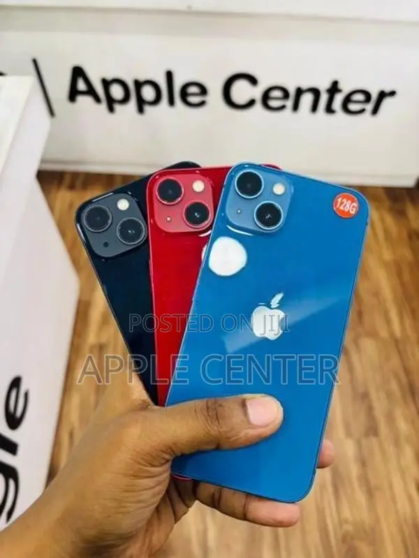 Apple iPhone 13 (Used)
