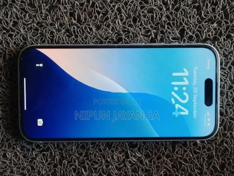 Apple iPhone 15 (Used)