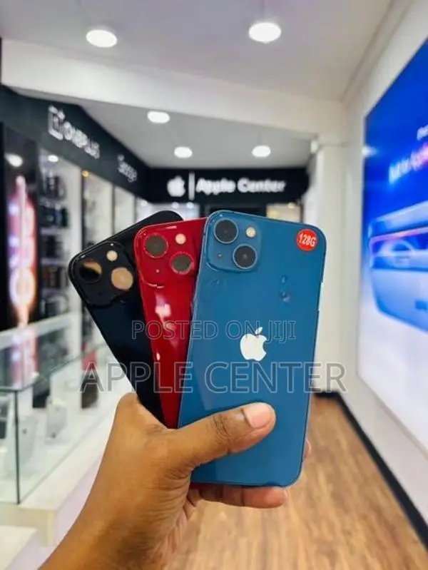 Apple iPhone 13 (Used)