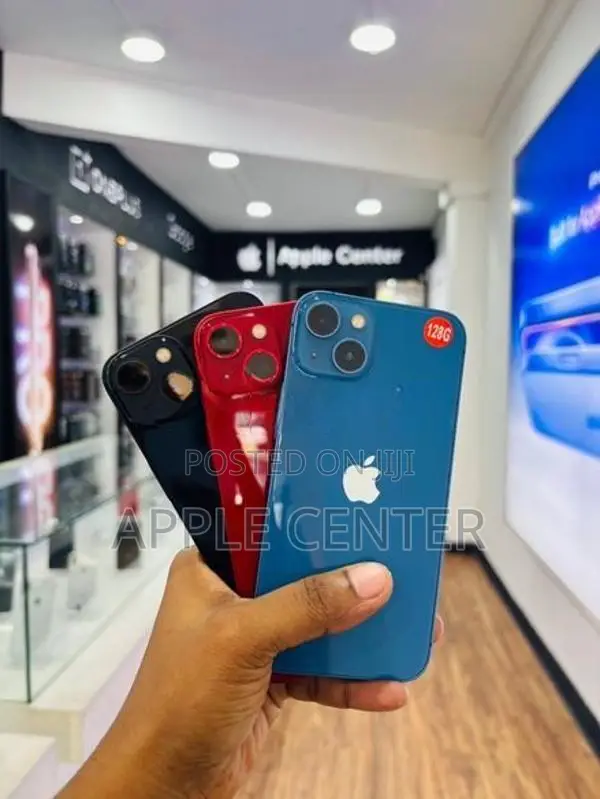 Apple iPhone 13 (Used)