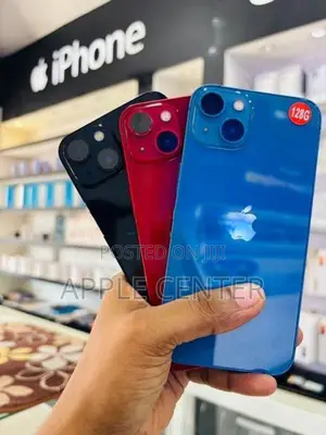 Apple iPhone 13 (Used)