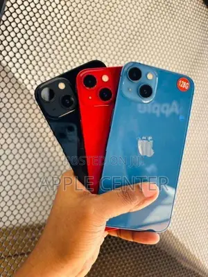 Apple iPhone 13 (Used)