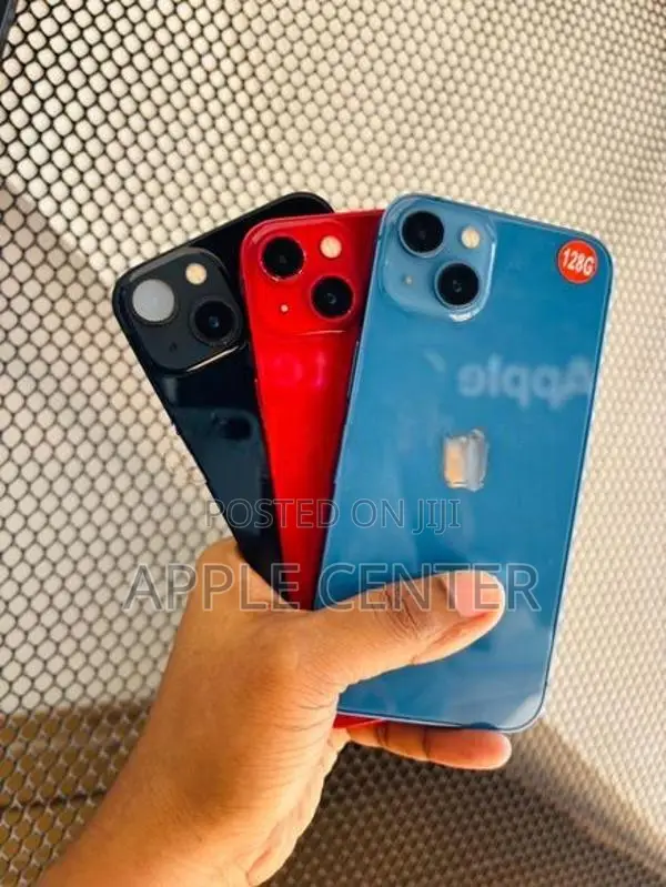 Apple iPhone 13 (Used)