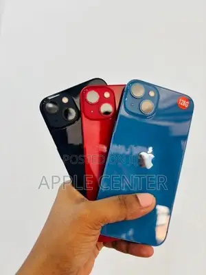 Apple iPhone 13 (Used)