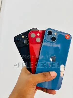 Apple iPhone 13 (Used)