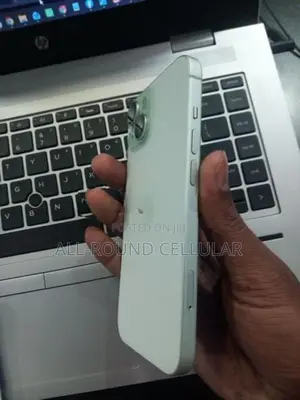 Apple iPhone 15 128GB (Used)