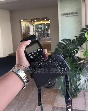 Sony A 6400 - Mirrorless Camera Alpha -16-50mm Lens