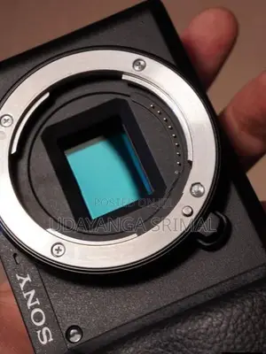 Sony A 6400 - Mirrorless Camera Alpha -16-50mm Lens