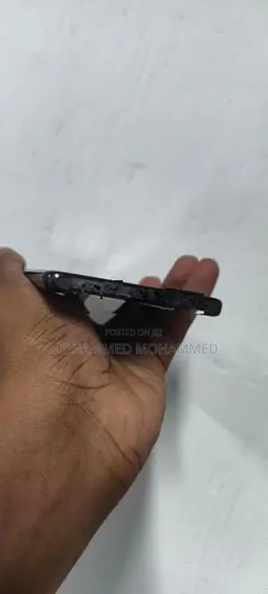 Vivo V30e (Used)