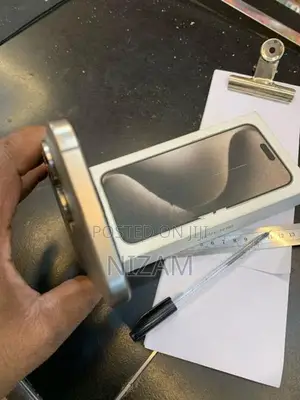 Apple iPhone 15 Pro Max Natural Titanium (Used)