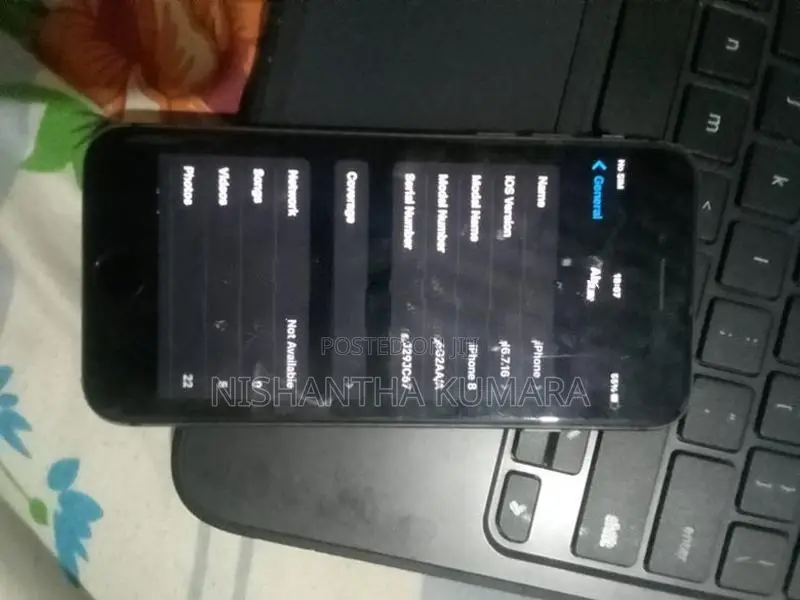 Apple iPhone 8 Black (Used)
