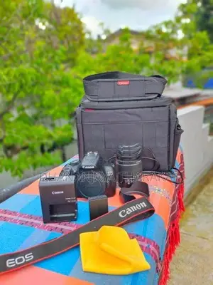Canon 1300d